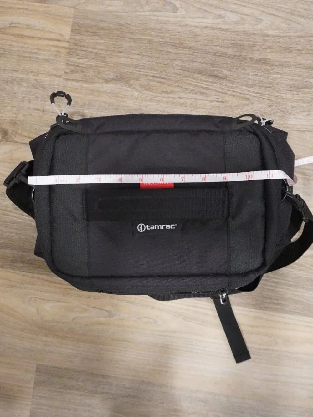 NWT Tamrac Stratus 6 shoulder camera bag (black)